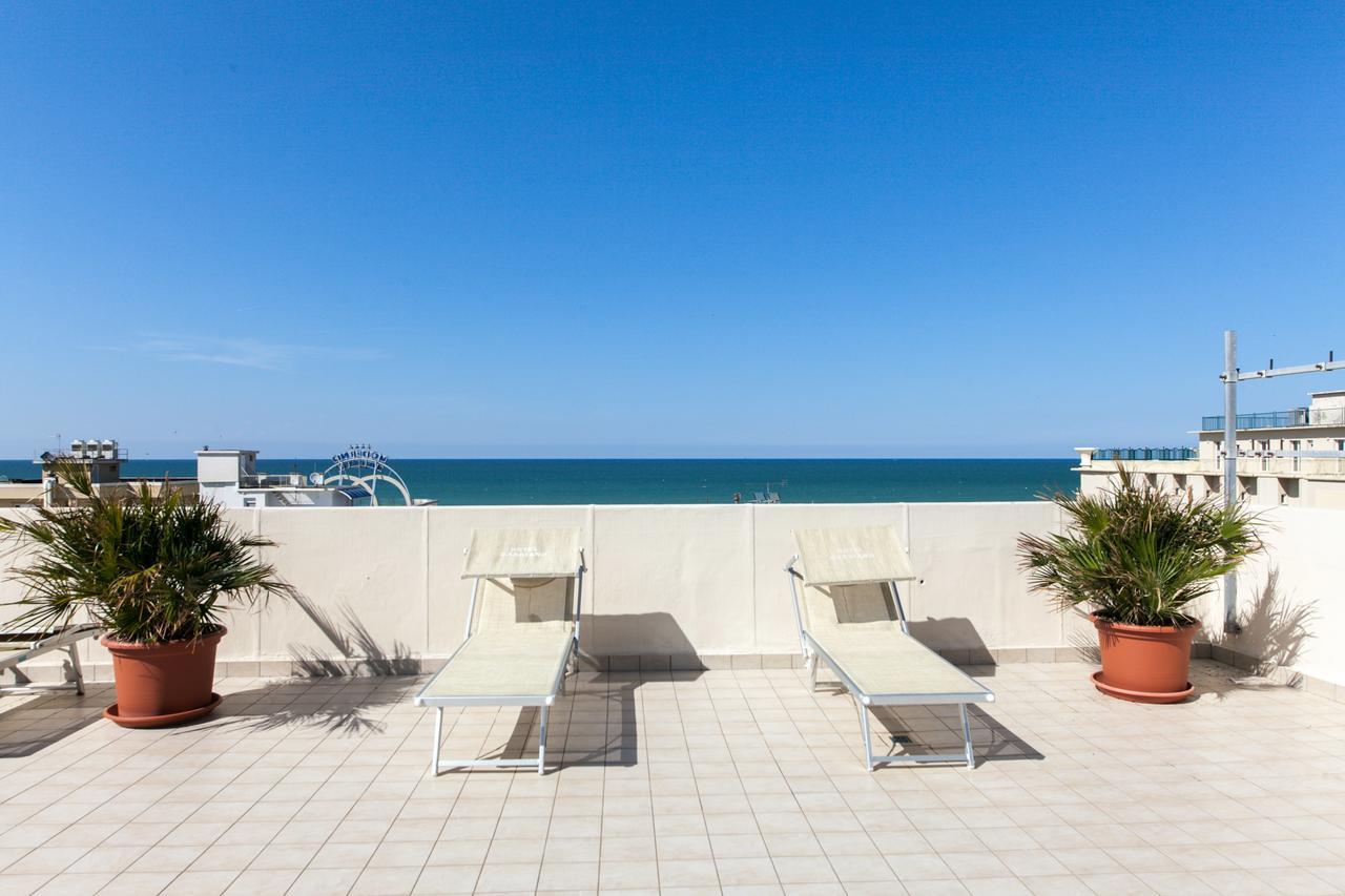 Hotel Gabbiano Cattolica Dış mekan fotoğraf
